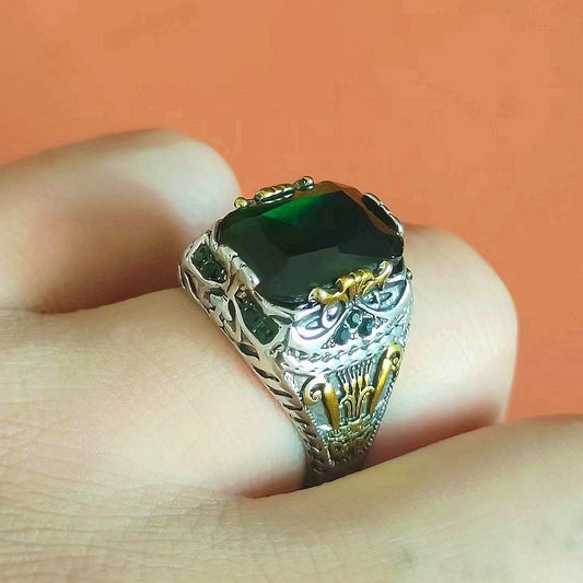 Emerald Vintage Silver Ring